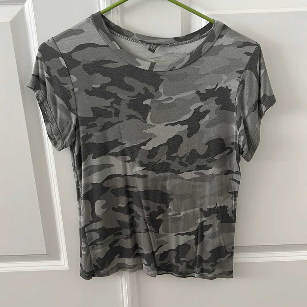 Camo Crop tee shirt